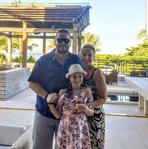 Meet your Posher, Caroline